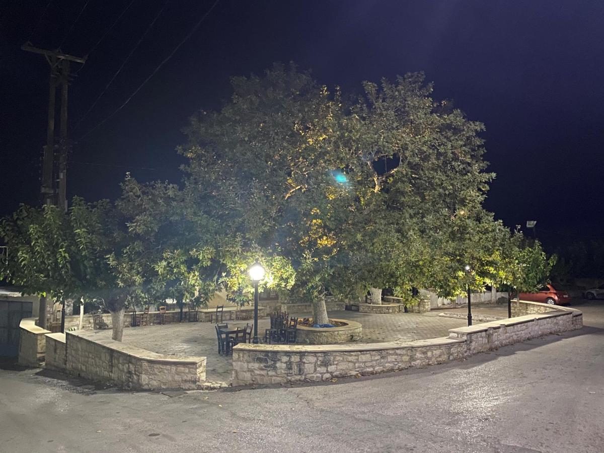 Fourfouras Cottage מראה חיצוני תמונה
