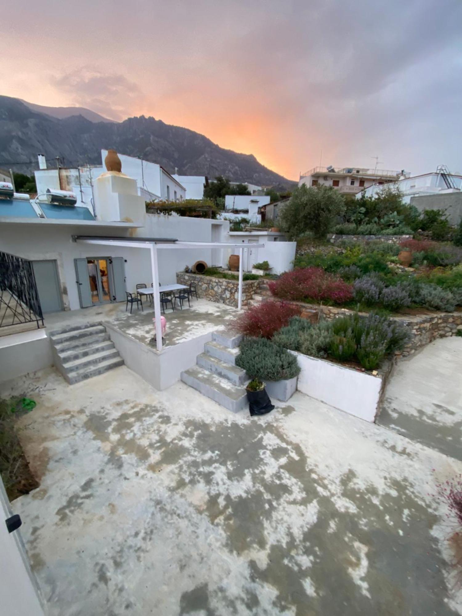 Fourfouras Cottage מראה חיצוני תמונה